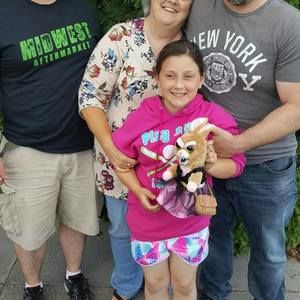 Meet your Posher, Theresa